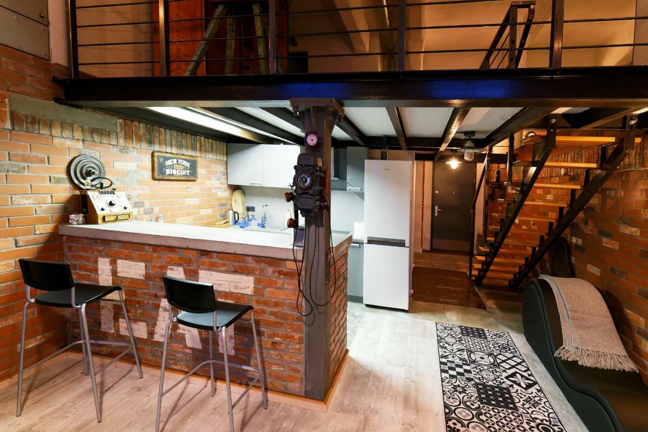 דירות ז'ירארדוב Loft Szpularnia מראה חיצוני תמונה