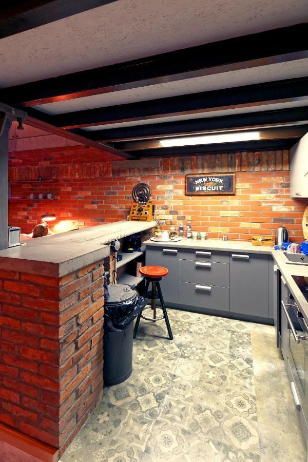 דירות ז'ירארדוב Loft Szpularnia מראה חיצוני תמונה